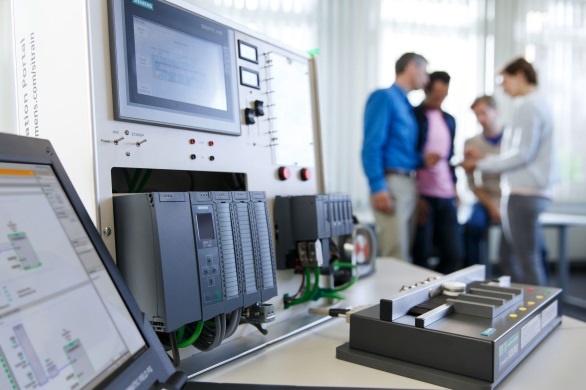 آموزش سیستم کنترل Siemens